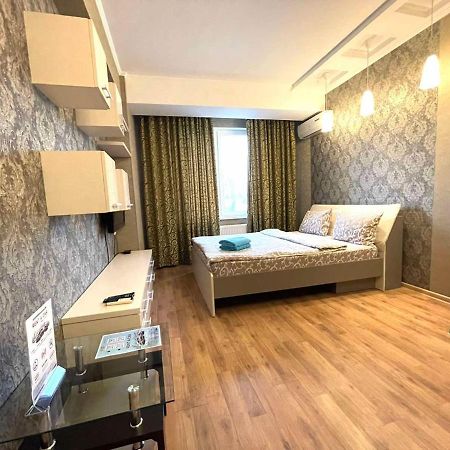 Homeservice Apartments On Stefan Cel Mare Boulevard Chisinau Exterior foto